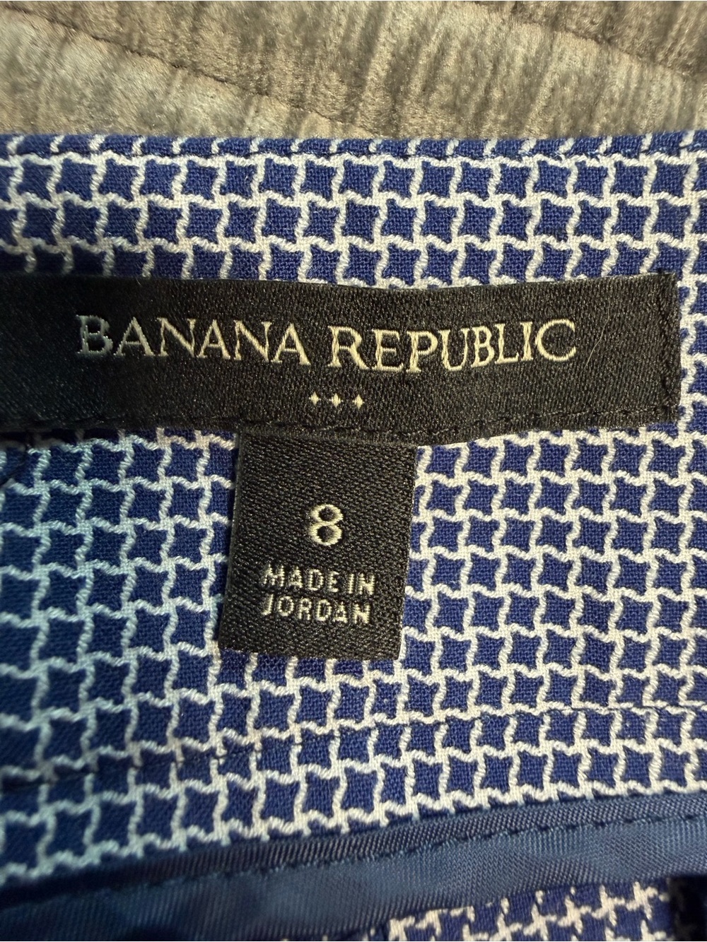 Banana Republic Blue and White Patterned Shorts Sz:8